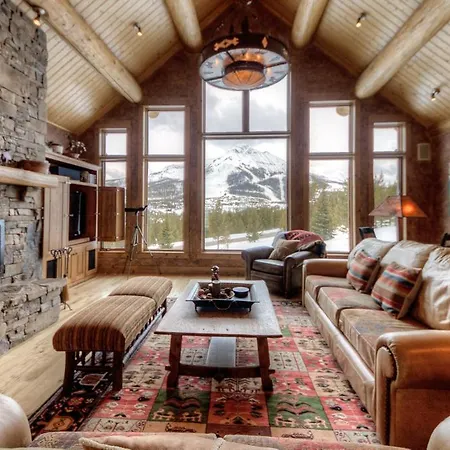 Lone View Lodge